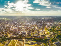 Luftbild-Panorma vom alten Güterbahnhof aus direkt in die Innenstadt, Katharinenviertel und Wester Berg