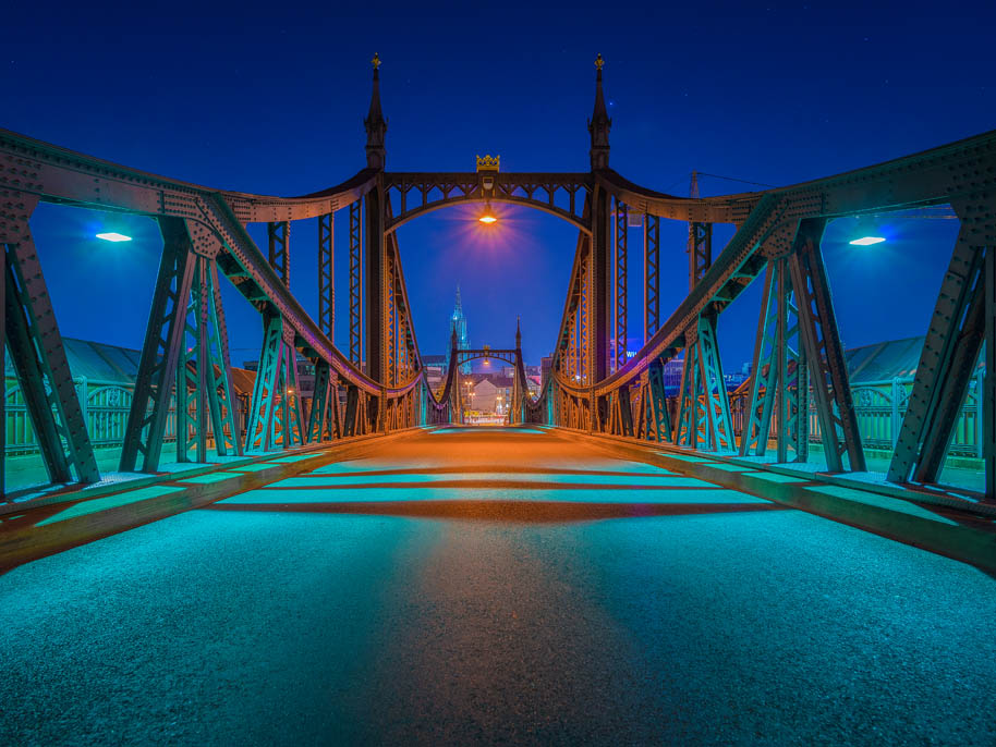 Neutorbrücke mit Ulmer Münster im Hintergrund